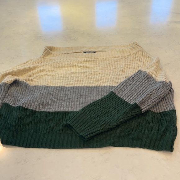 Off the shoulder chunky color block sweater - Picture 6 of 9